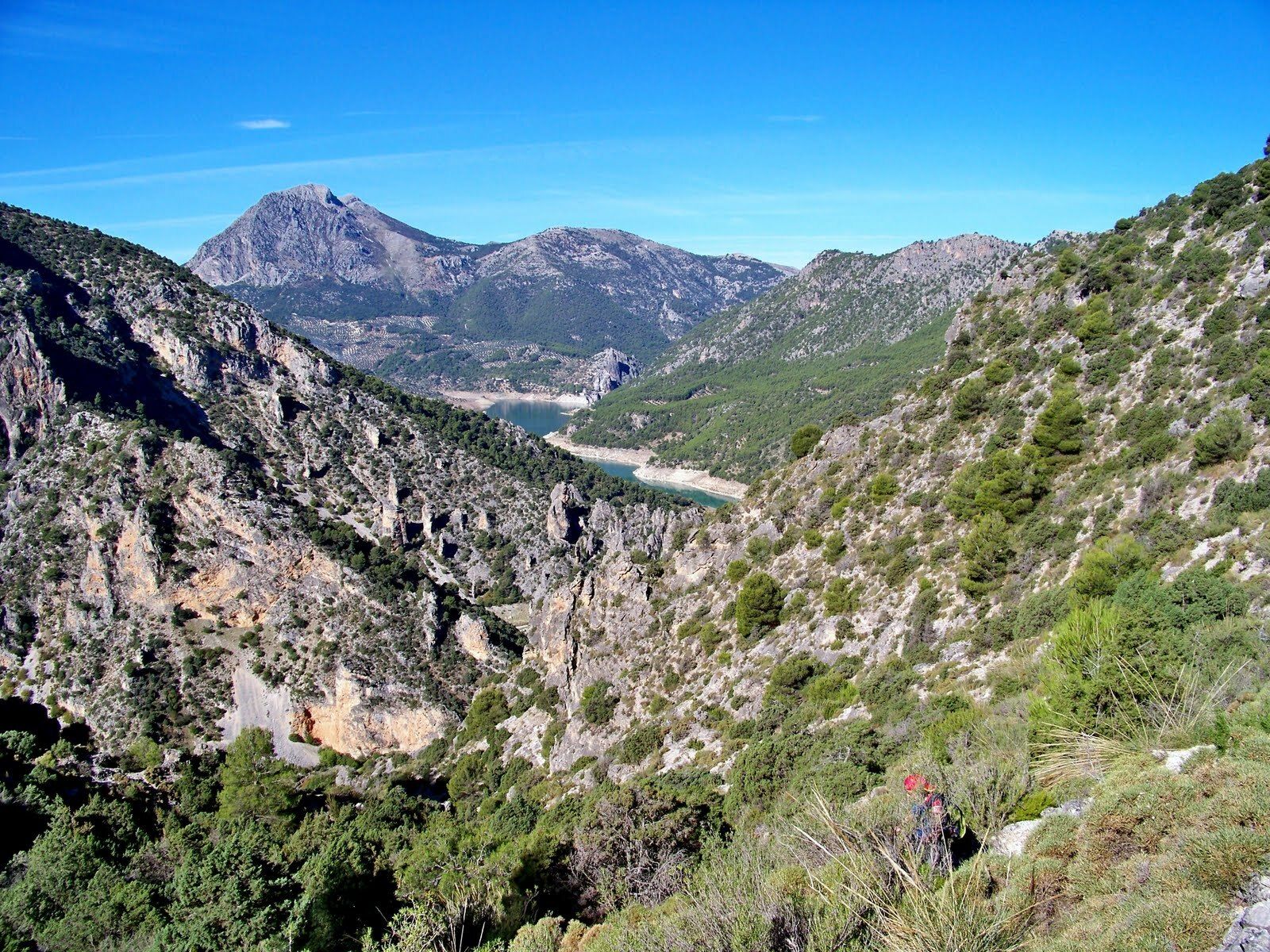 Vistas del Valle de Aldearazo en Jaén, una de las rutas programadas por CEA El Acebuche.