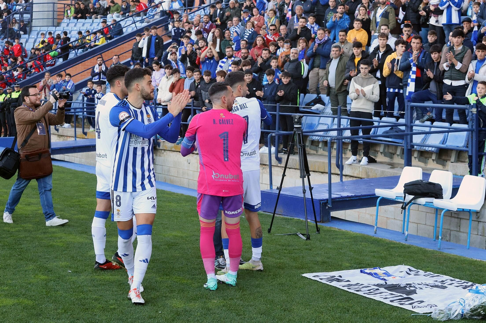 Las mejores fotos del ambiente en el Nuevo Colombino para el Recre - Córdoba CF