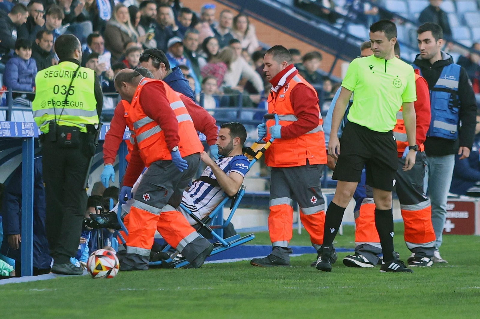 Las mejores fotos del ambiente en el Nuevo Colombino para el Recre - Córdoba CF