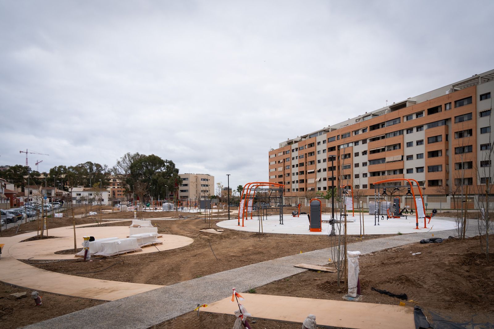 El mayor parque de calistenia de Málaga abrirá en Teatinos en marzo