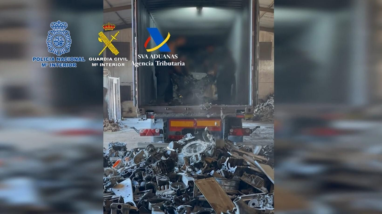 Imagen del contenedor en el que iba la droga.