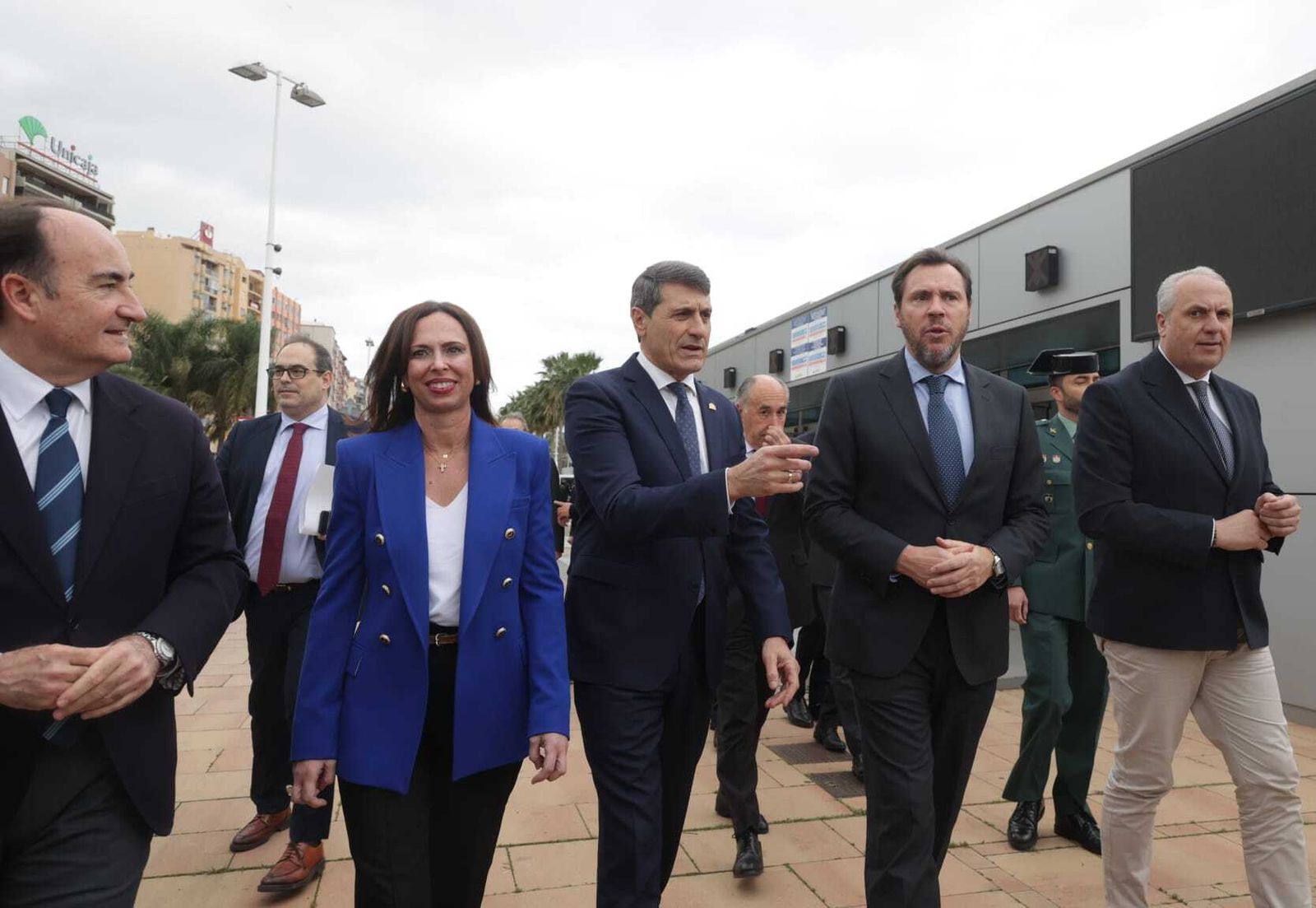 El ministro de Transportes, Óscar Puente, a su llegada al Puerto de Algeciras.