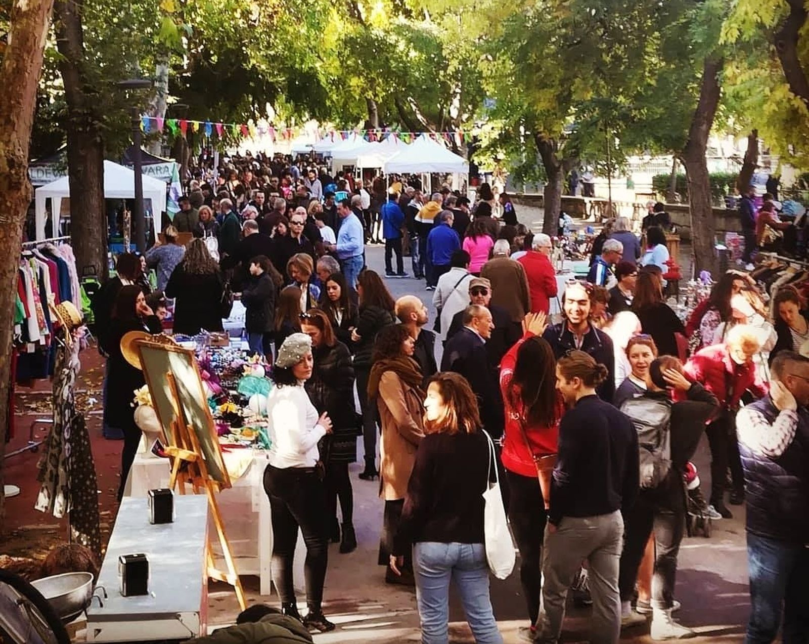 El Paseo de las Bicicletas acogerá una nueva edición del Flea Fashion Market este domingo.