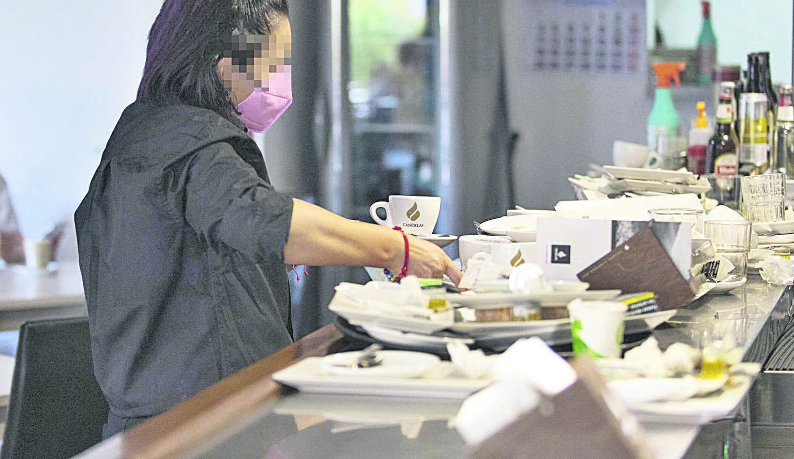 Una camarera en una imagen de archivo.