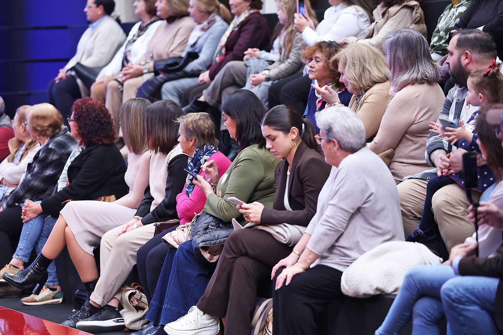 Imágenes de la pasarela Huelva Flamenca 2024