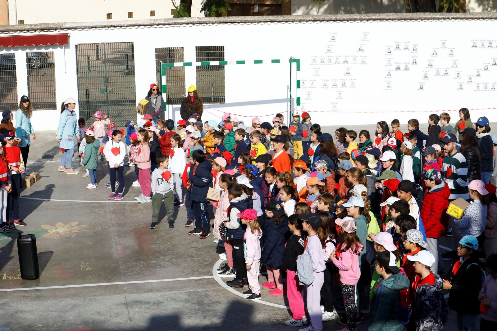 Los colegios de Córdoba celebran el Día de la Paz, en imágenes