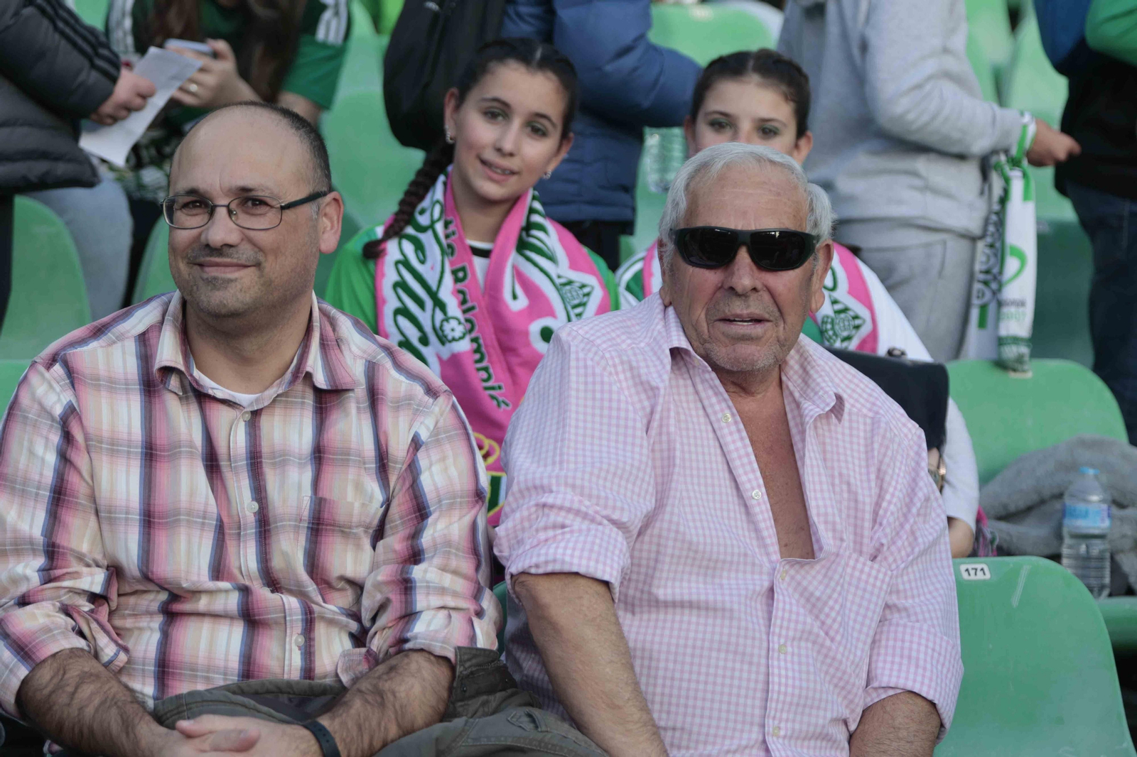 Búscate en las gradas del Villamarín