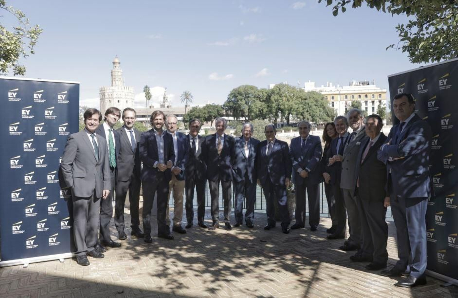 El jurado del premio EY emprendedor del año en Andalucía y Extremadura, reunido en Sevilla