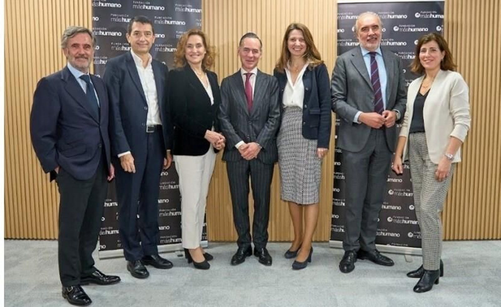 De izquierda a derecha: Tomás Pereda (Fundación máshumano), Rafael Doménech (BBVA Research), Laura González-Molero (APD), Íñigo Sagardoy (Fundación máshumano y Sagardoy Abogados), Ana Argelich (MSD), Plácido Fajardo (Leaderland) y Beatriz Sánchez (Fundación máshumano).