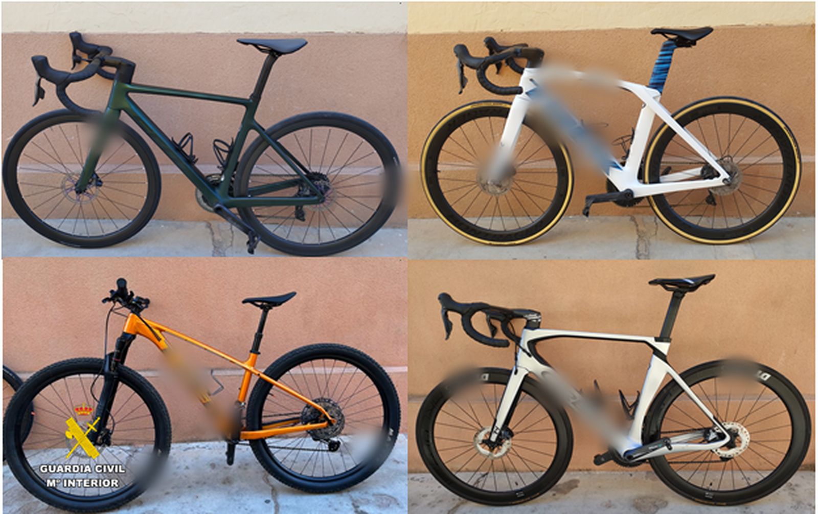 Imagen de las cuatro bicicletas recuperadas.