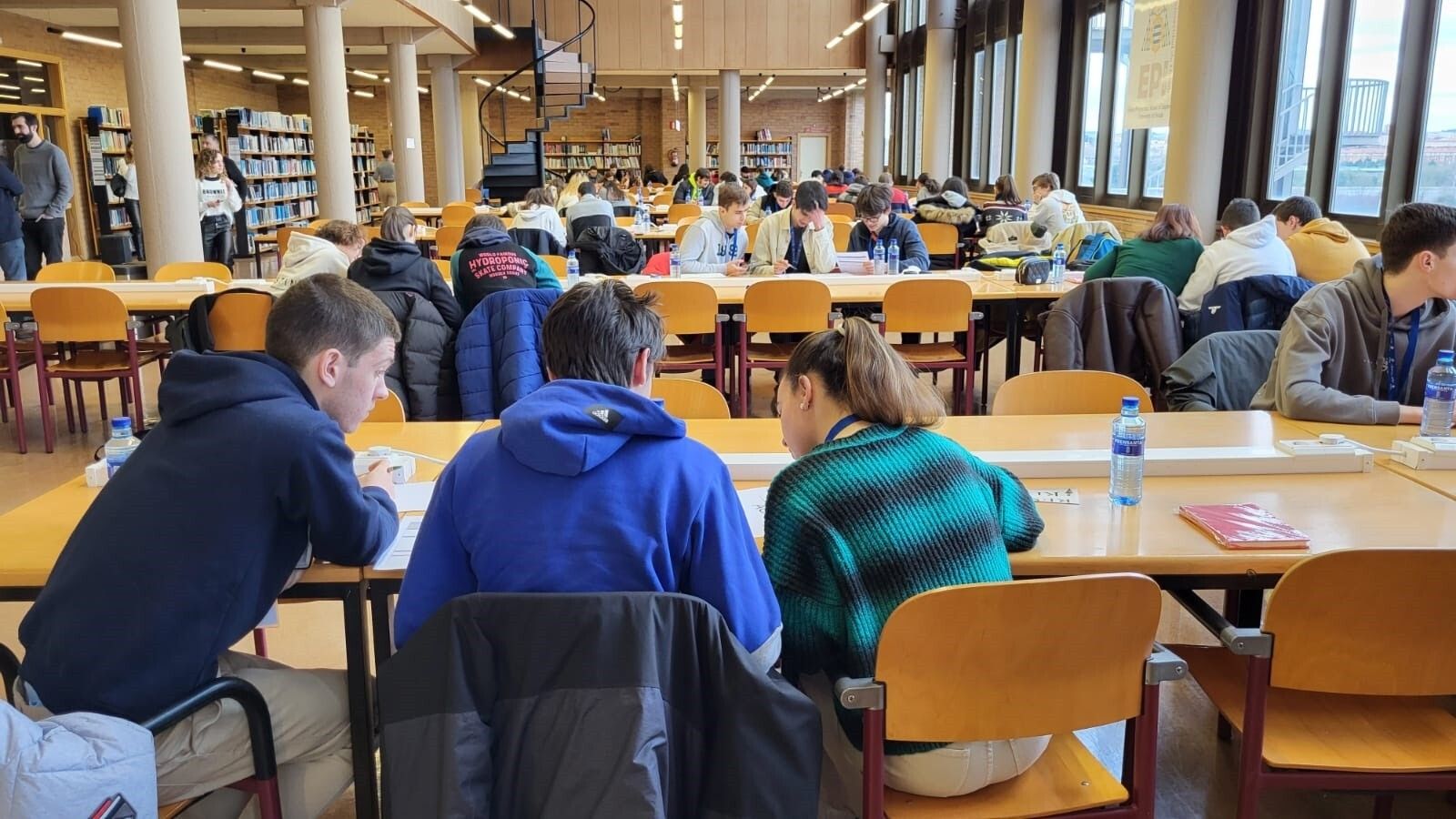 La Red de Cátedras Telefónica colabora con la Olimpiada Informática de Andalucía.