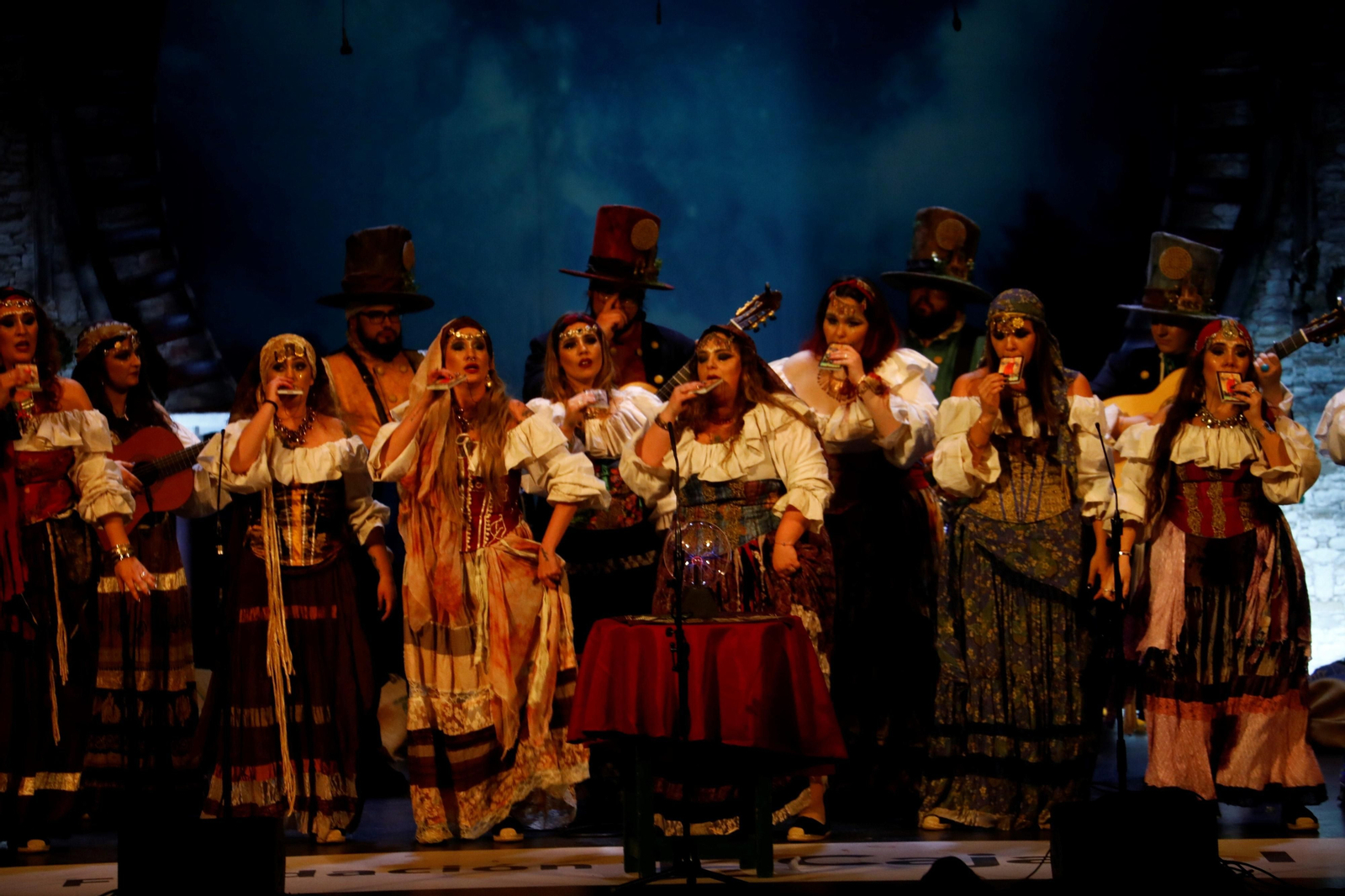 Las imágenes de la última sesión de preliminares del Concurso de Agrupaciones del Carnaval de Córdoba