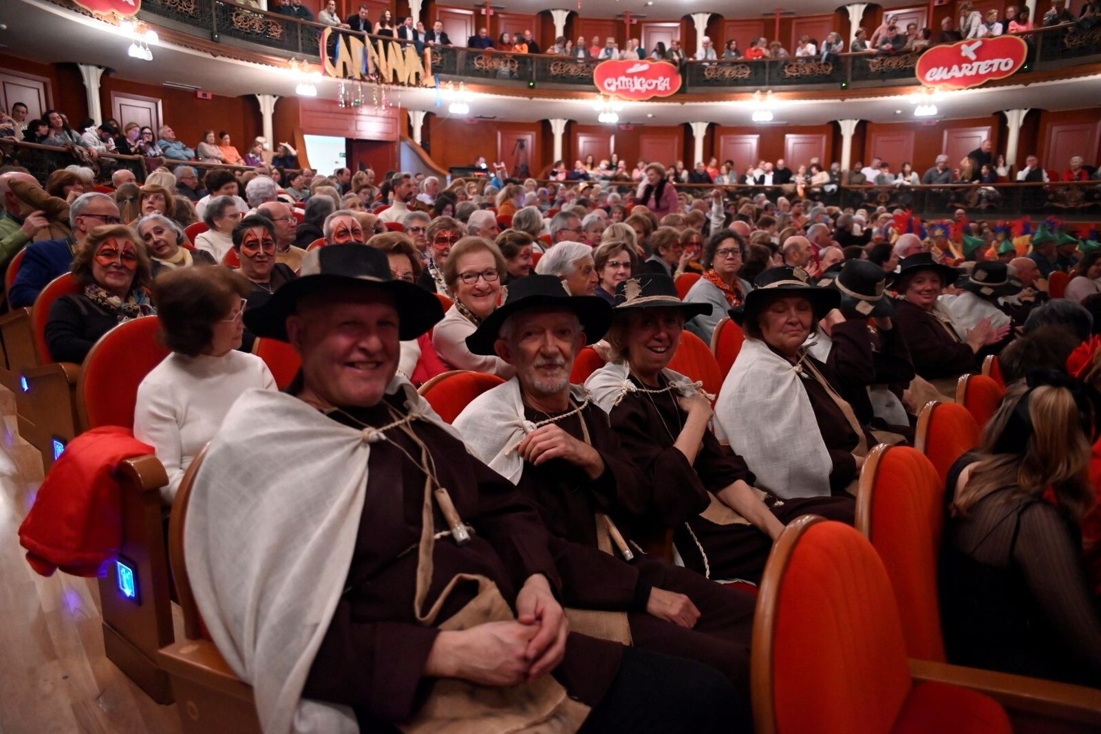 Las imágenes de la Fiesta de Mayores del Carnaval de Córdoba