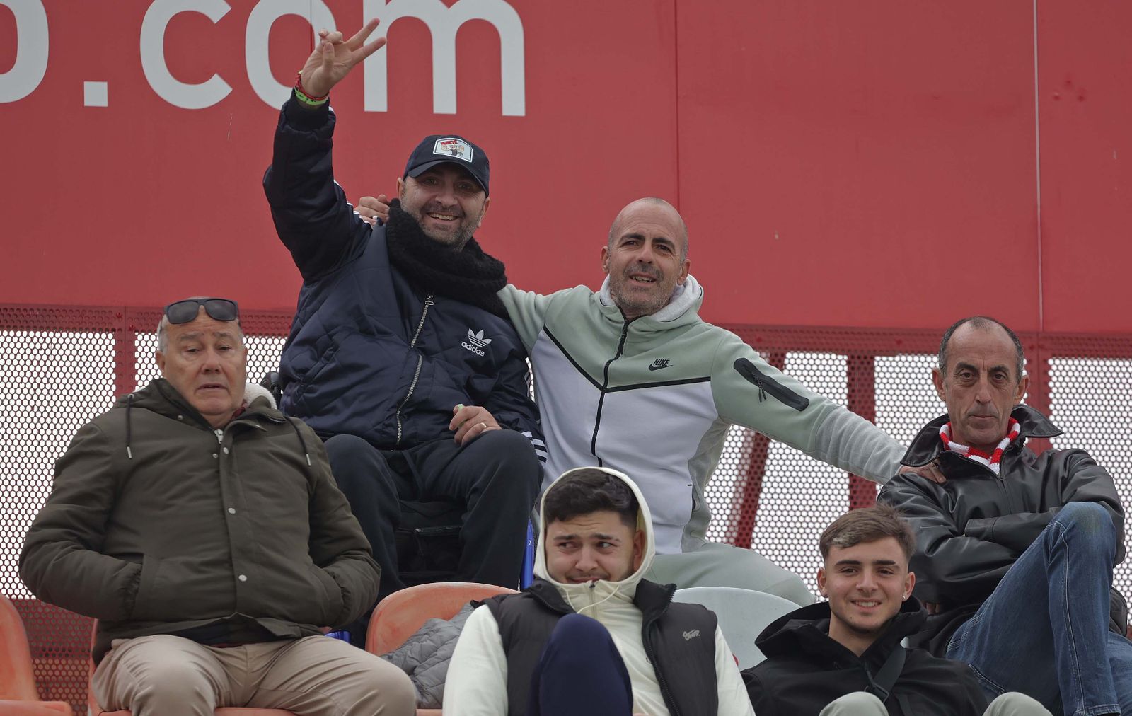 Búscate en el Nuevo Mirador durante el Algeciras - Alcoyano