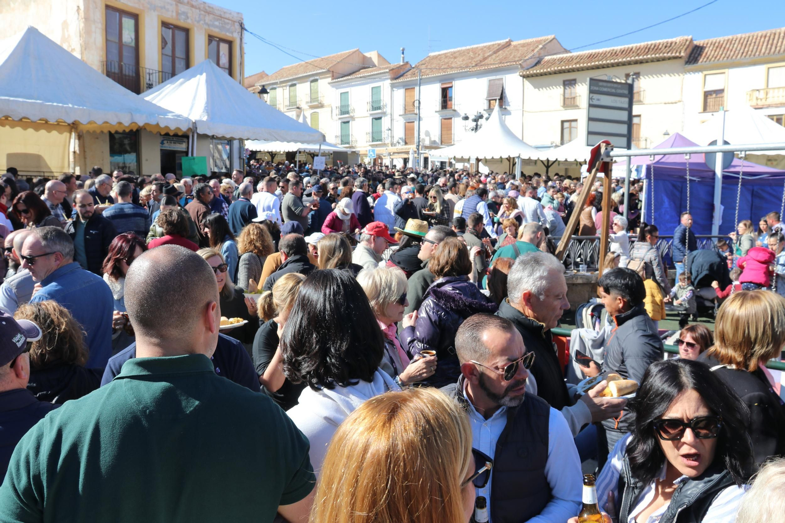 Más de 7.000 personas asisten a la Fiesta del Vino de Alhama de Granada con 27 cosecheros
