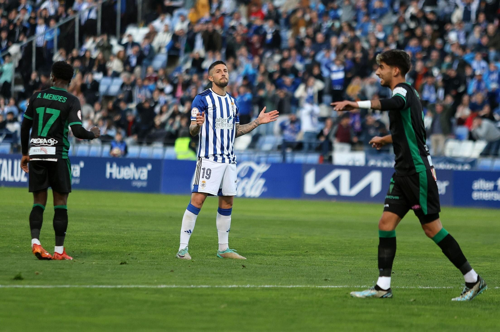 Las mejores fotos del ambiente en el Nuevo Colombino para el Recre - Córdoba CF