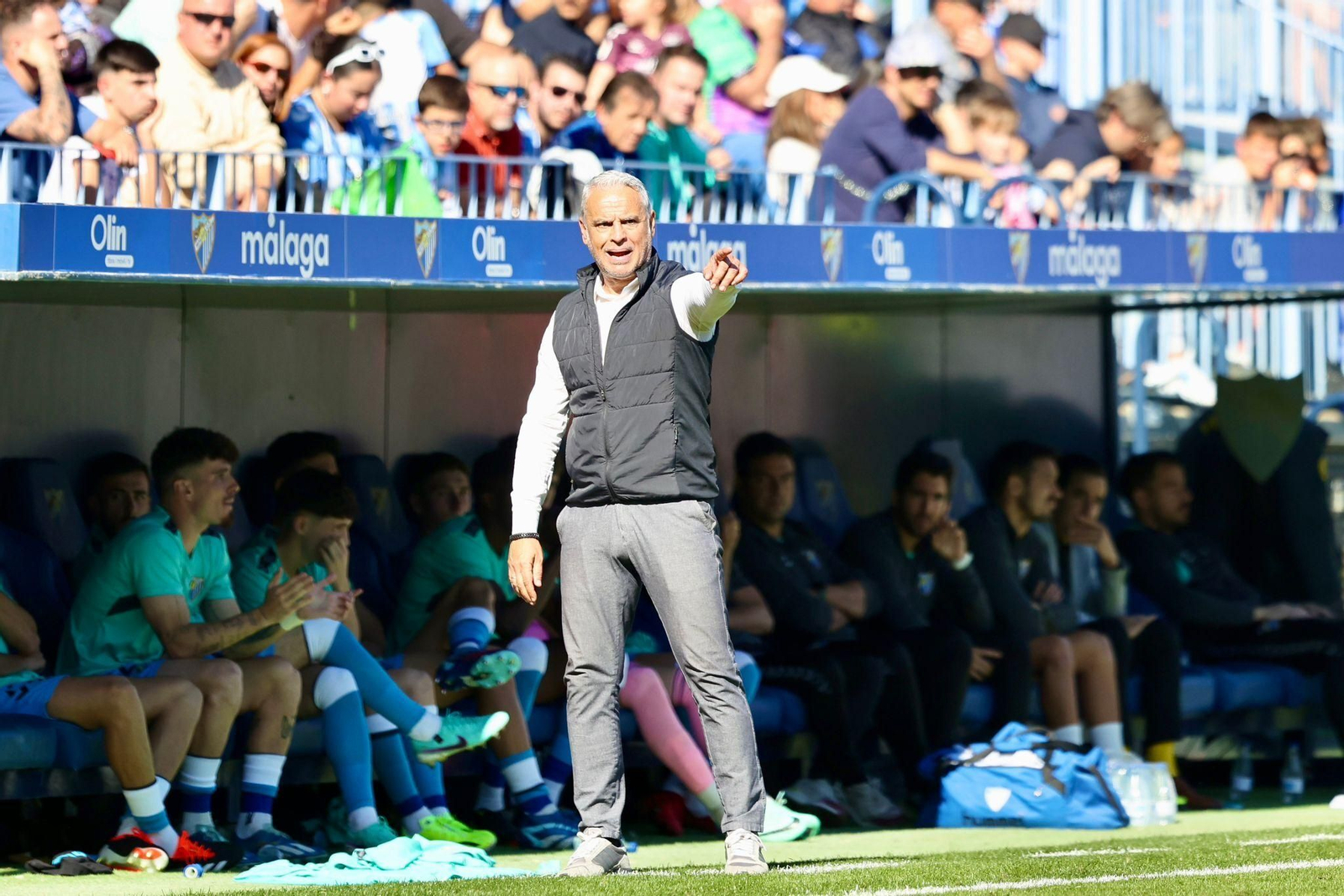 Sergio Pellicer gesticula durante el partido.