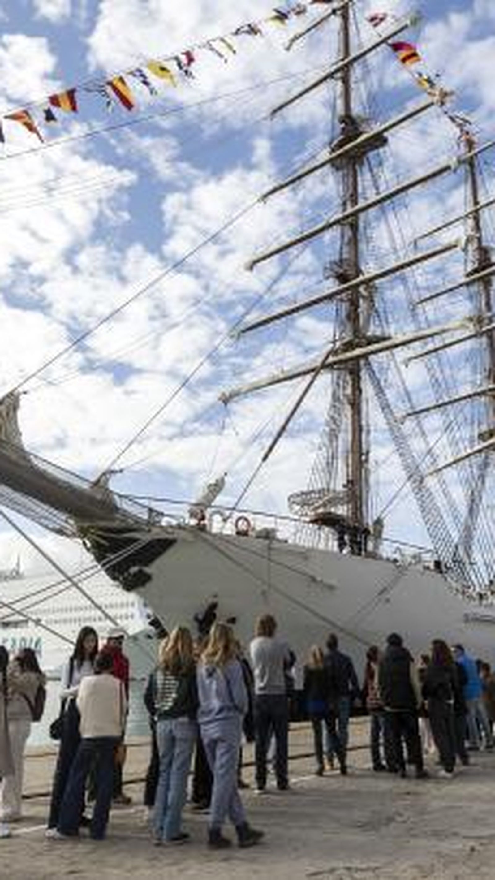 El buque escuela peruano visitará Cádiz a finales del mes de enero