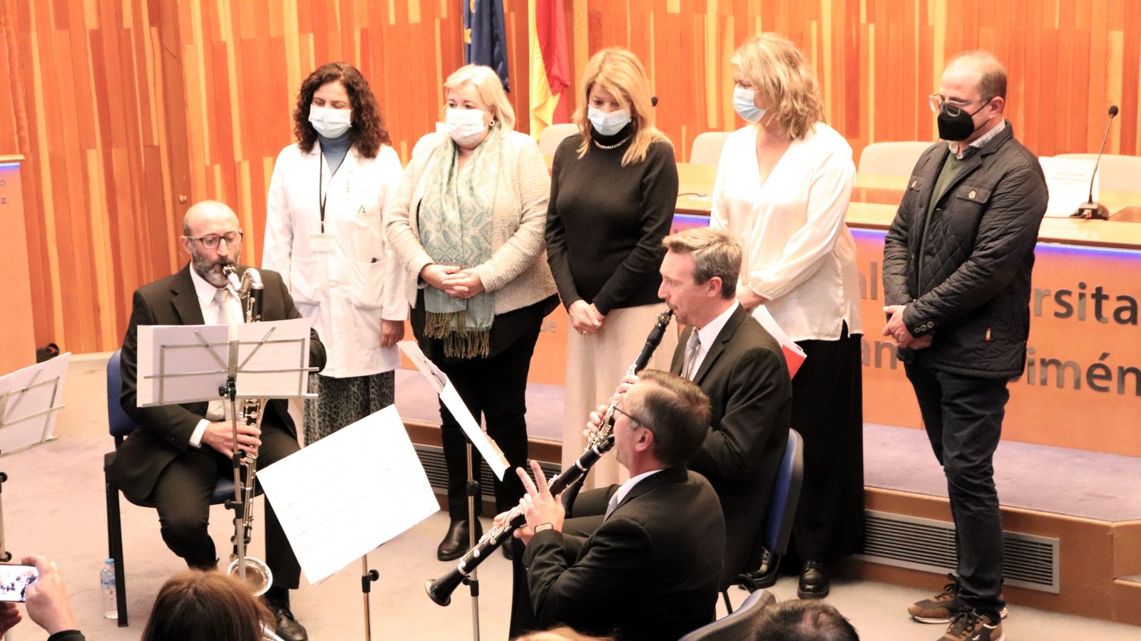 Música para los enfermos de la UCI: el emotivo proyecto del Hospital Juan Ramón Jiménez en Huelva