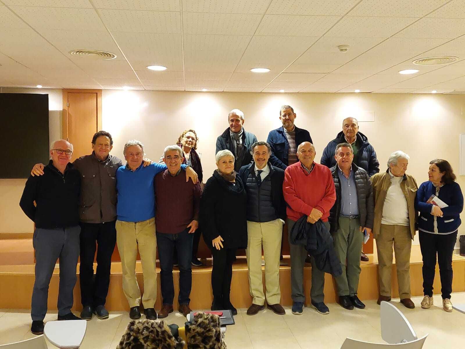 Un momento de la constitución de la junta directiva de la asociación.