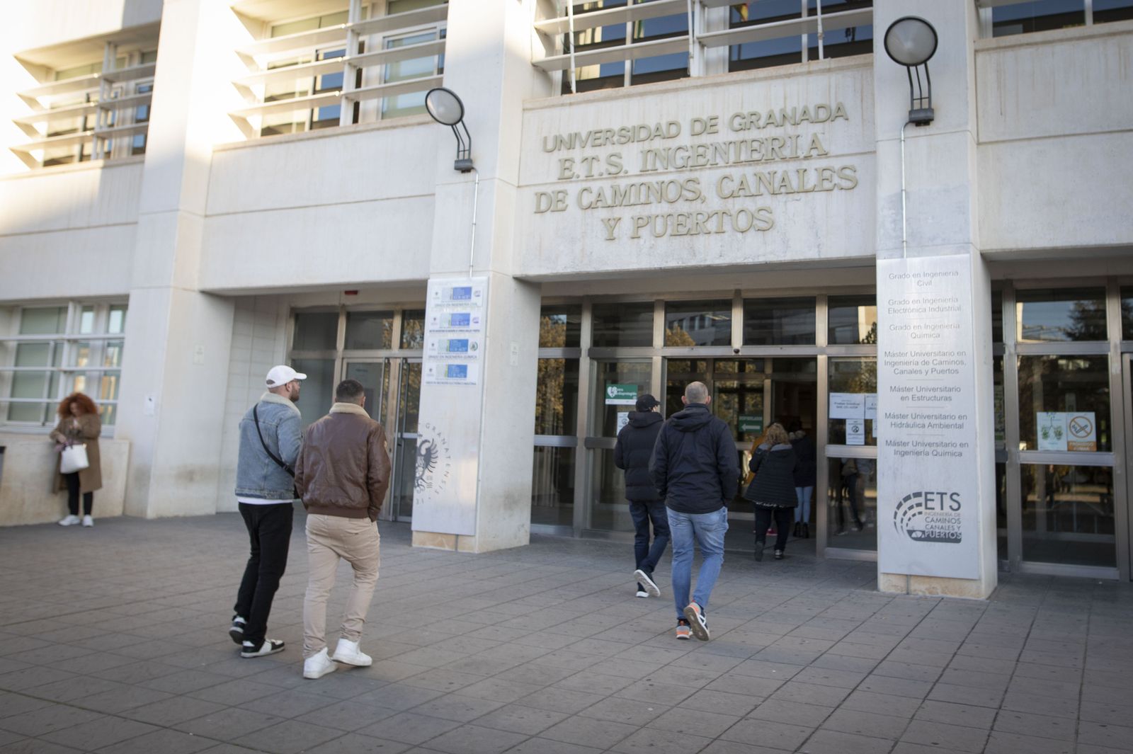 Los exámenes se realizaron en catorce facultades y escuelas universitarias.
