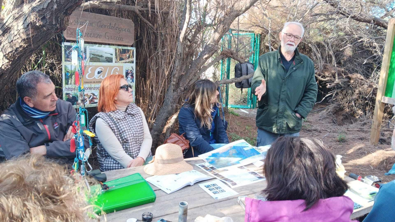 Visitas guiadas por los humedales de la provincia ensalzan la importancia de estos espacios para el bienestar humano.