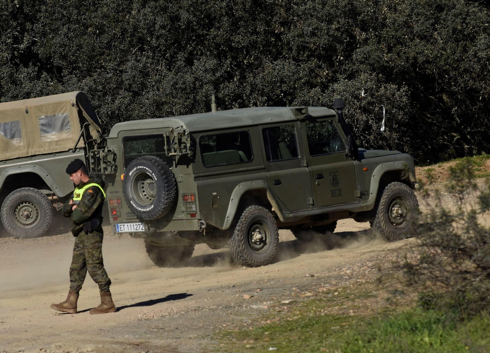 Militares en Cerro Muriano el día de la muerte del soldado y el cabo.