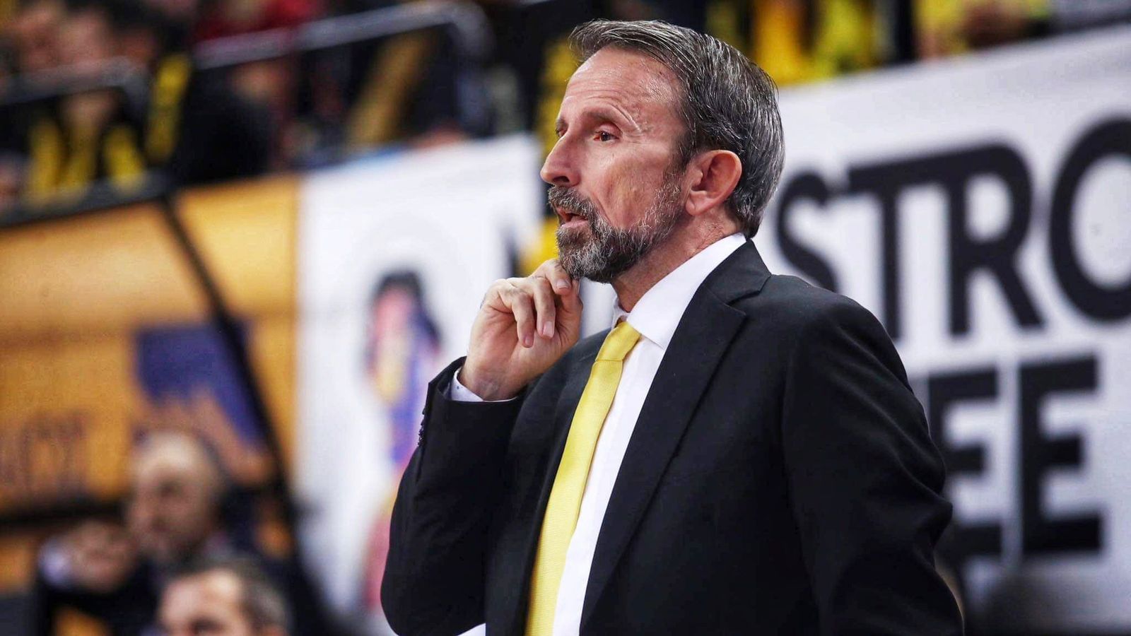 Joan Plaza se va del AEK