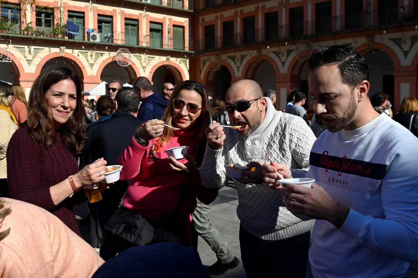 La Salmorejá y los sultanes del Carnaval de Córdoba, en imágenes