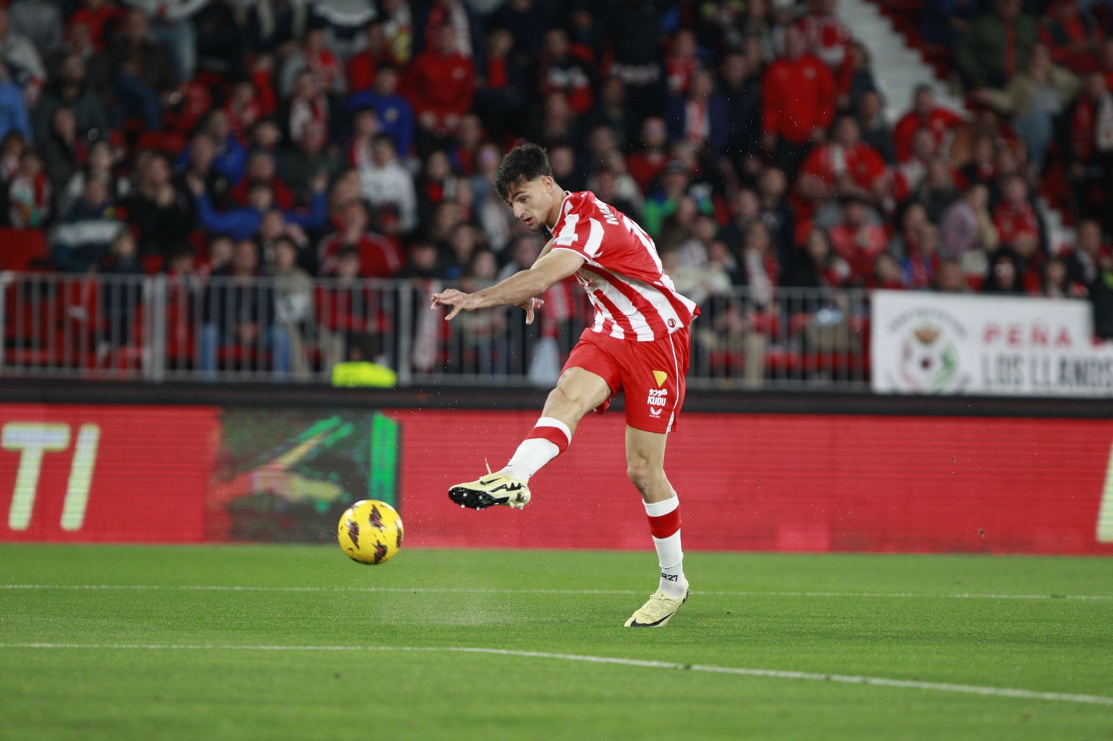 Imágenes del partido U.D. Almería-Deportivo Alavés