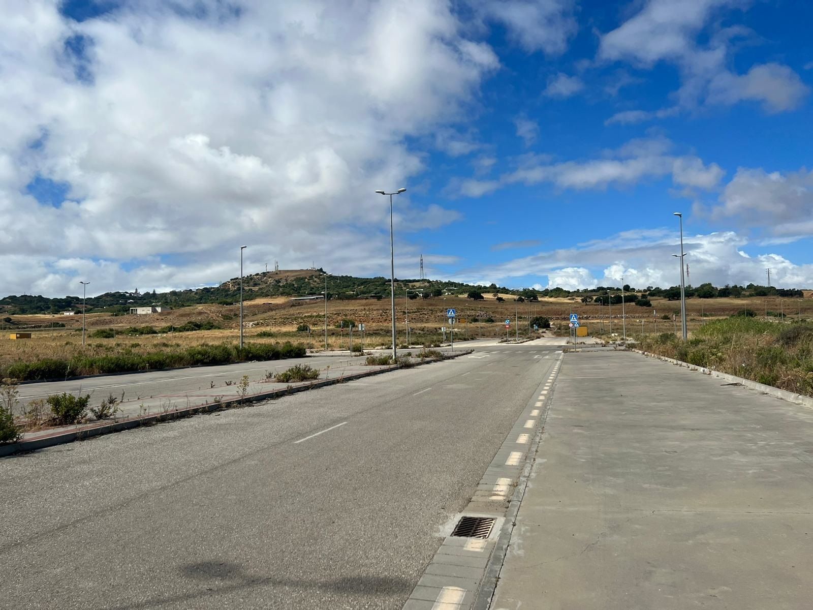 El portavoz del PSOE defiende la ubicación del matadero en el polígono industrial El Machorro.
