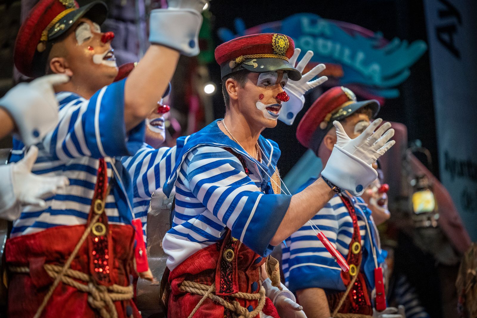 Comparsa 'Y seguimos cantando'