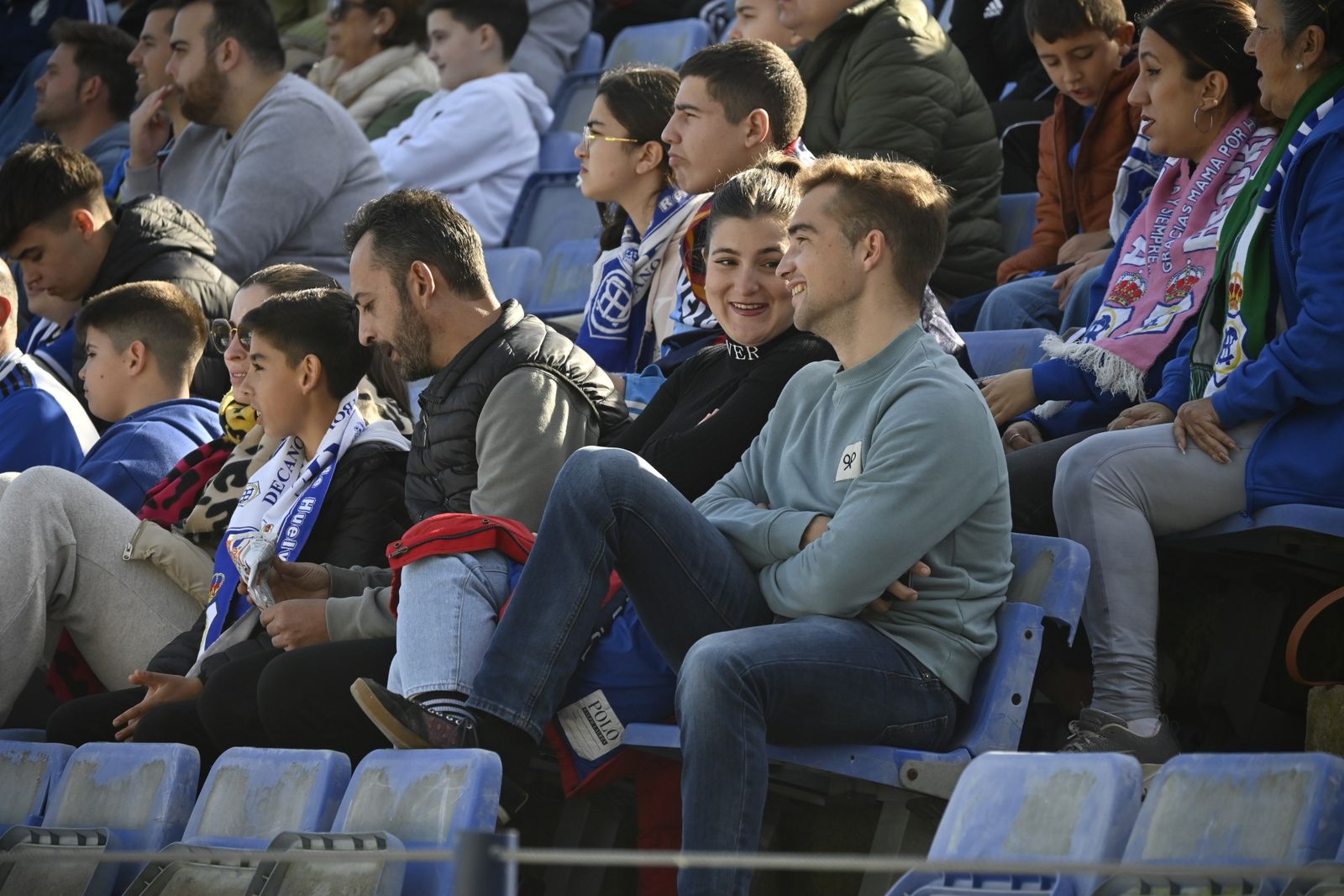 Imágenes de ambiente del partido Recre - Melilla