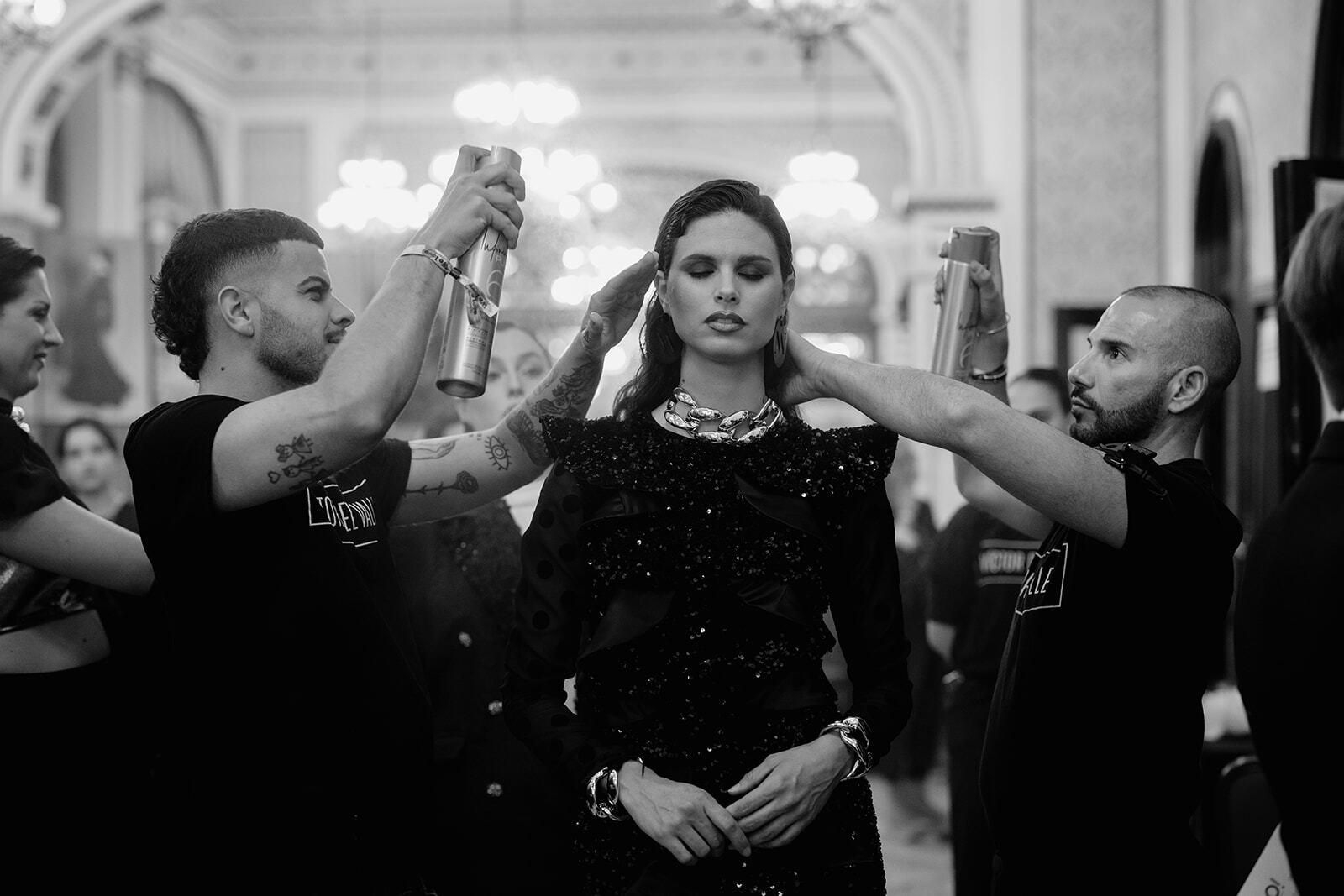 We Love Flamenco 2024: Las fotos más divertidas del backstage de la pasarela