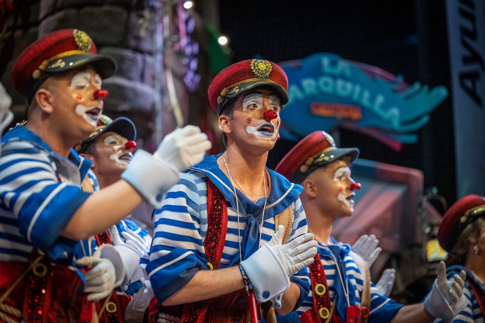 Comparsa 'Y seguimos cantando'