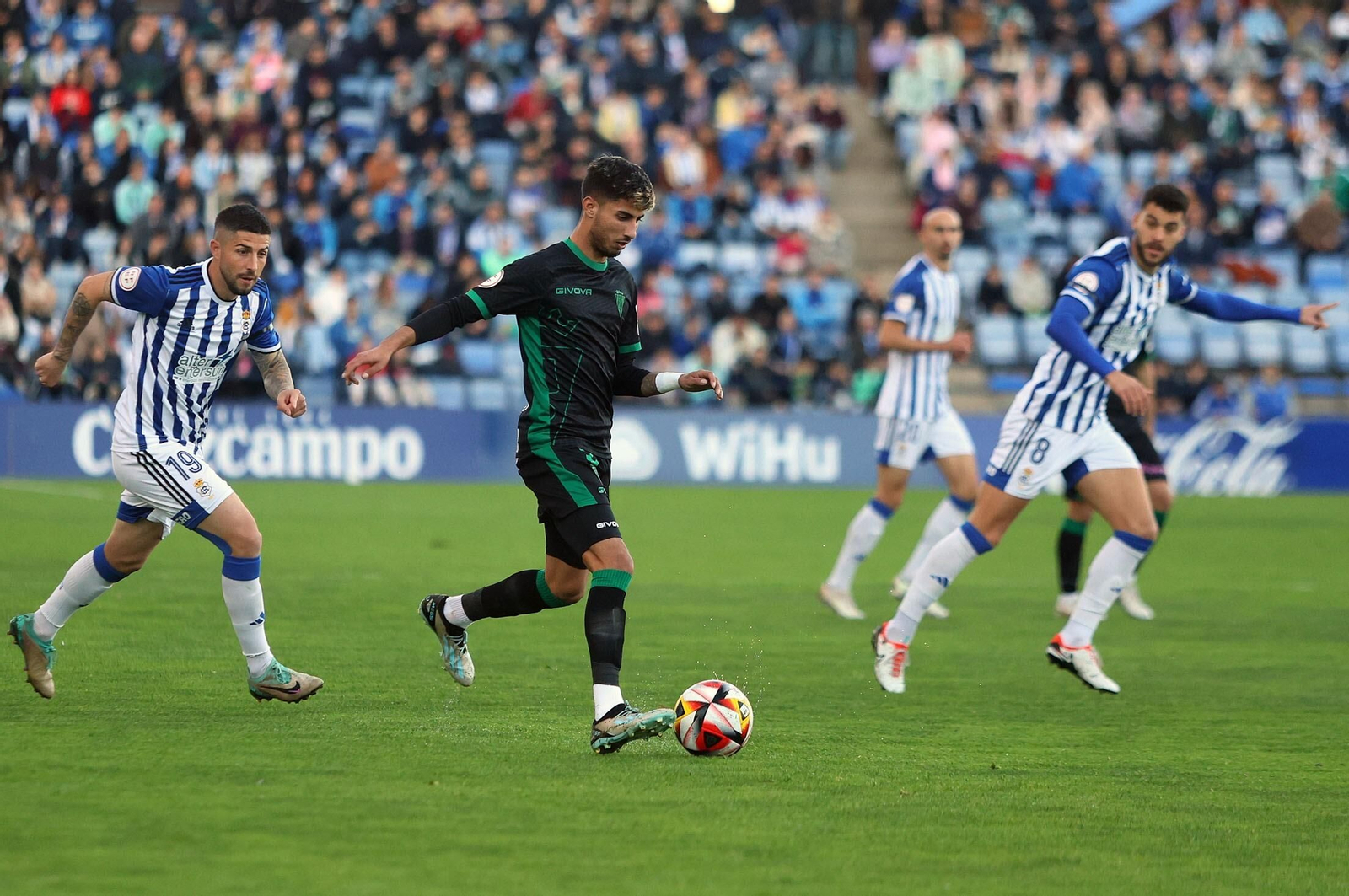 Las mejores fotos del ambiente en el Nuevo Colombino para el Recre - Córdoba CF