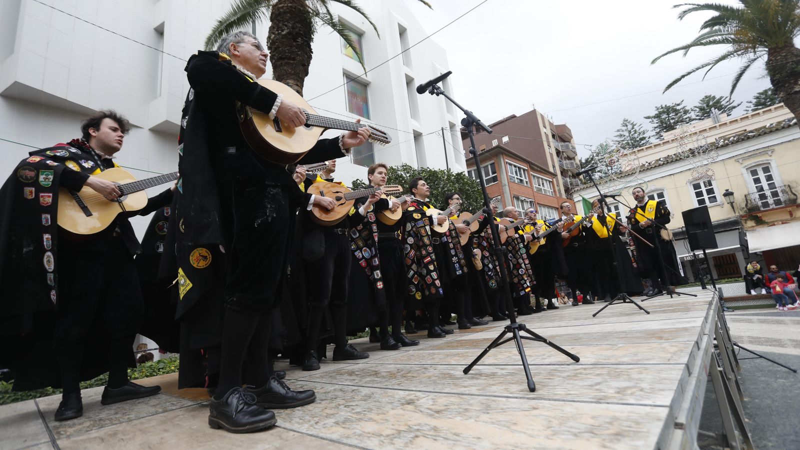 Las fotos del Pasacalles de Tunas en La Línea