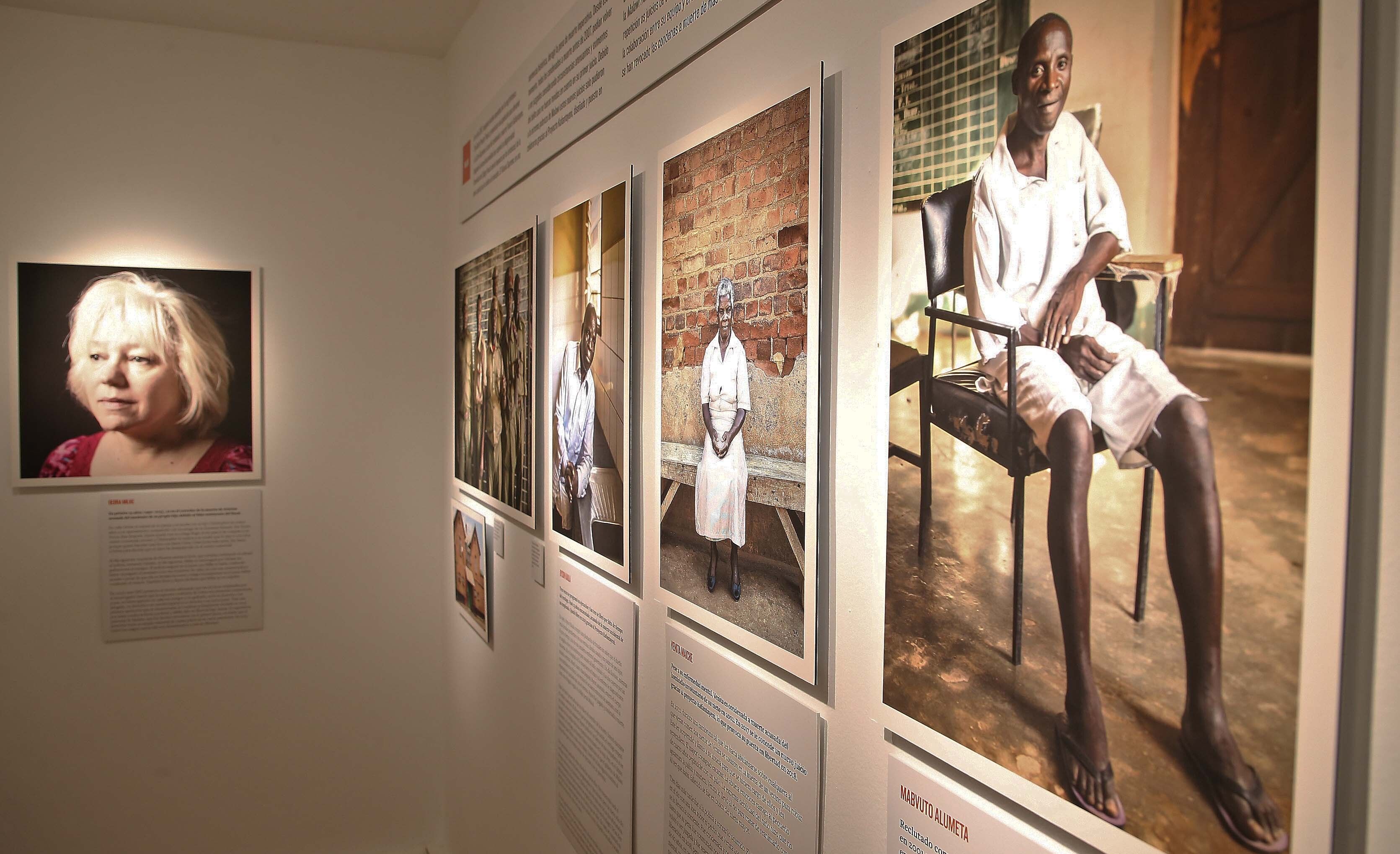 La UFCA  muestra la exposición de Sofía Moro a la Asociación de la Prensa del Campo de Gibraltar