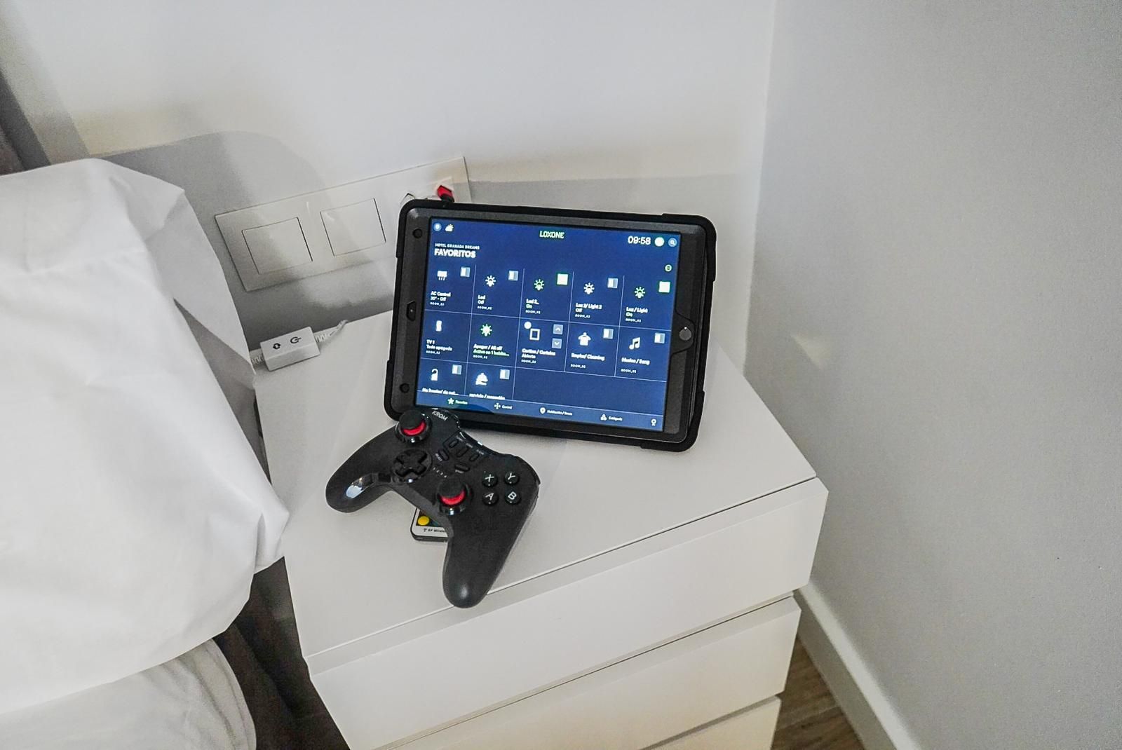 Descubre el interior del hotel impulsado por una Inteligencia Artificial en Granada: todas las imágenes