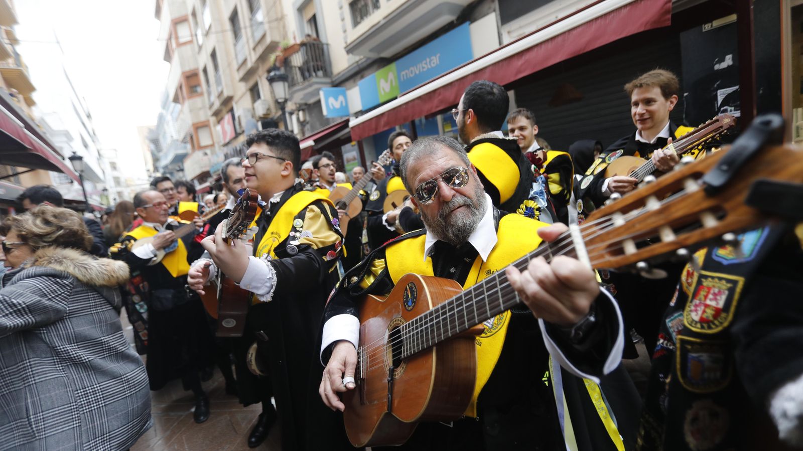 Las fotos del Pasacalles de Tunas en La Línea