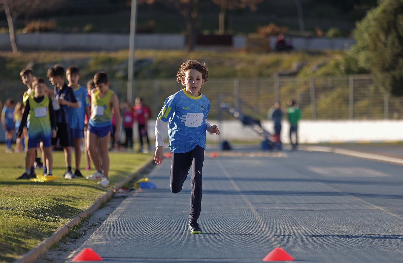 Fotos de la final de los Juegos Municipales de Atletismo en Algeciras