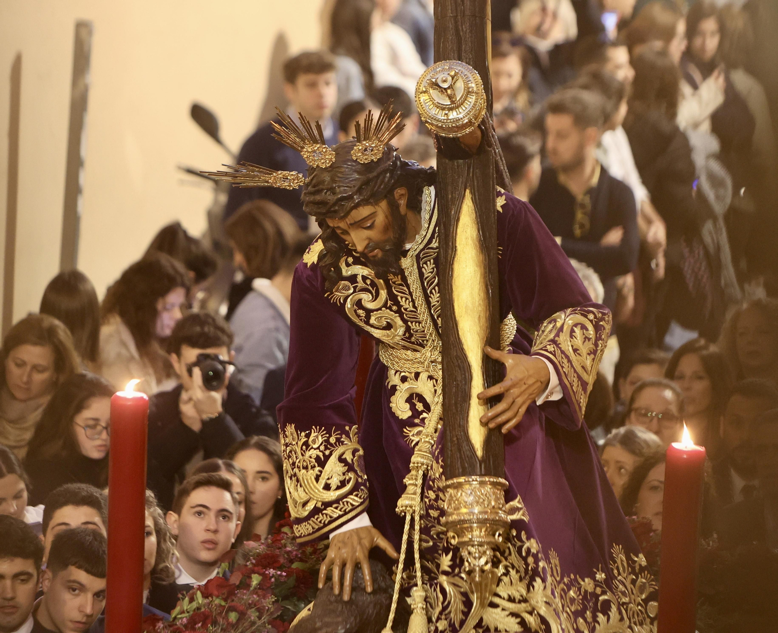 Traslado de las imágenes de la Hermandad de la Esperanza de Triana a su capilla