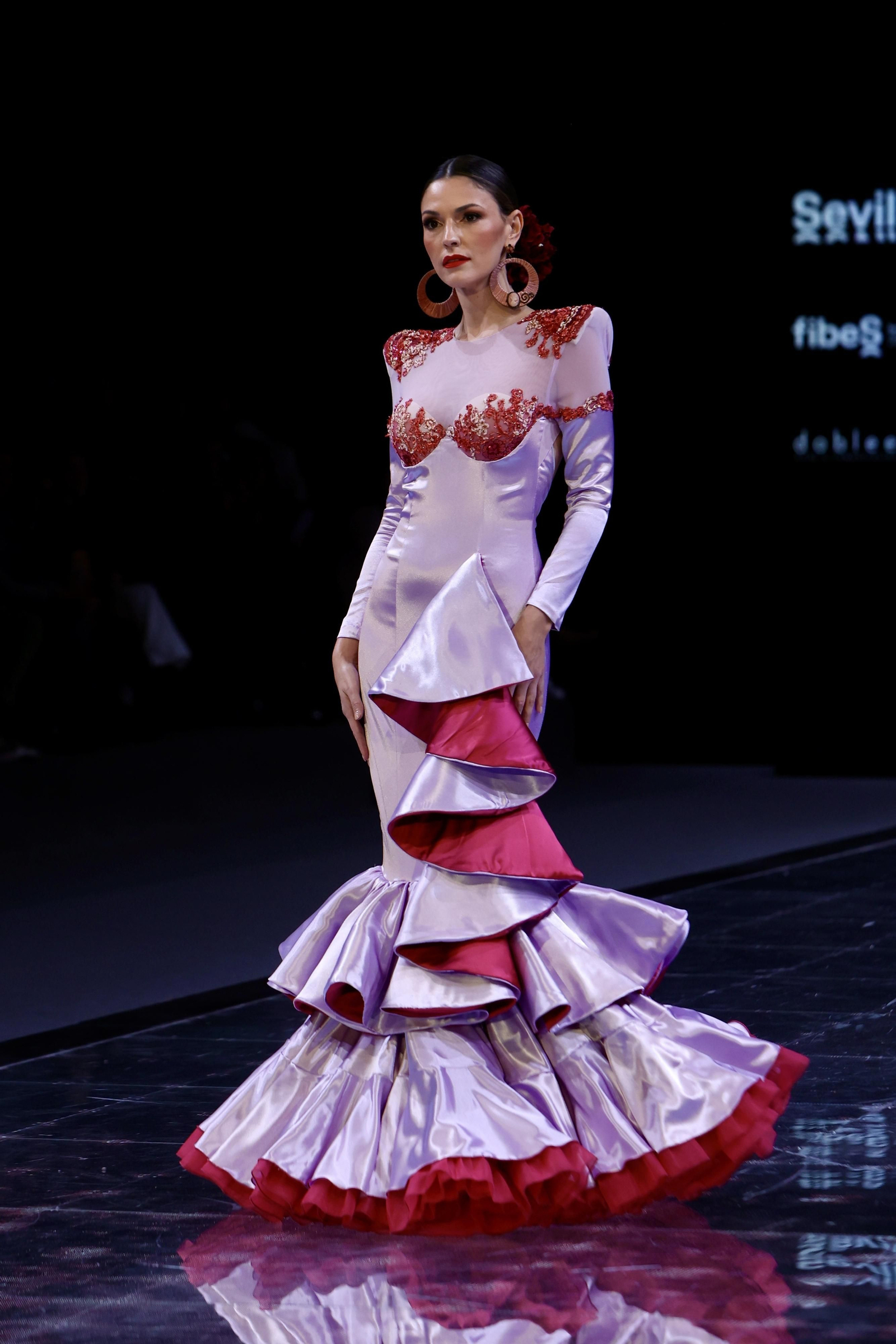 Desfile de Inma Castrejón en SIMOF 2024, todas las fotos