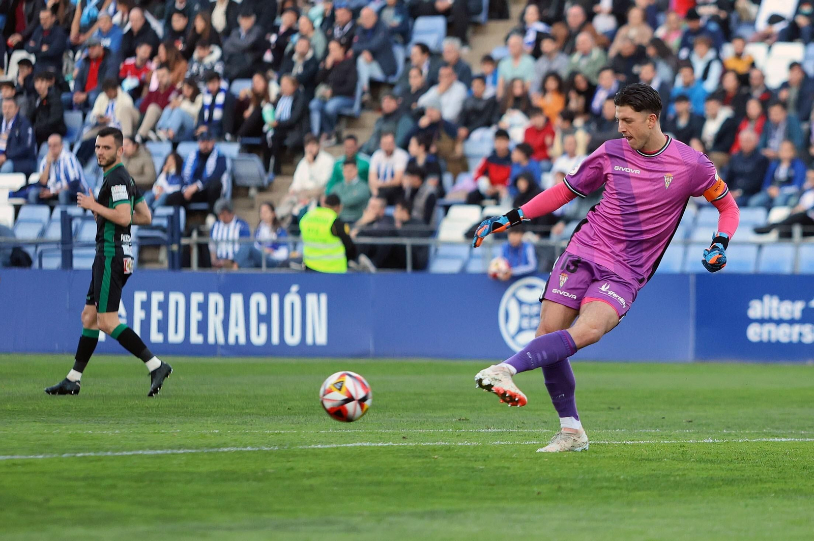 Las mejores fotos del ambiente en el Nuevo Colombino para el Recre - Córdoba CF