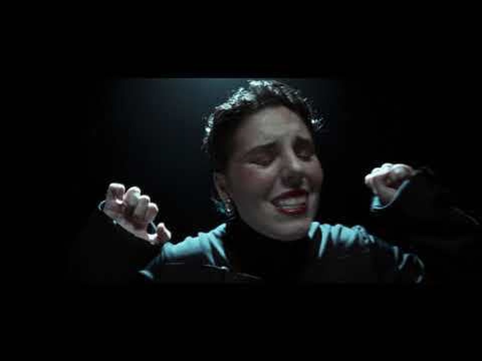 Videoclip de 'I'll be fine'.