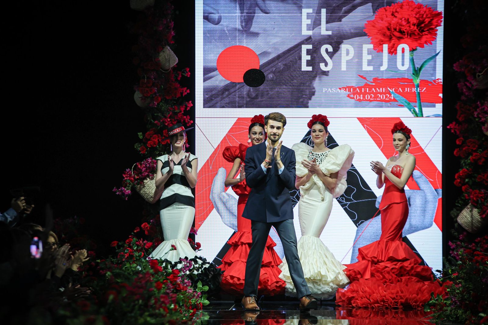 Santiago Carrasco gana el certamen 'Volantes de Cádiz 2024'