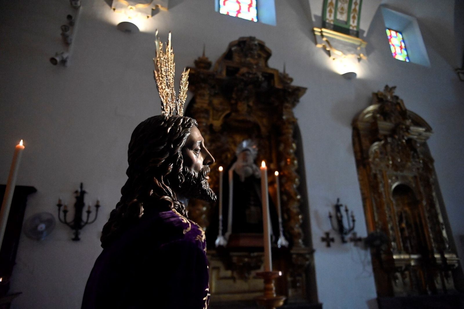 El besamanos del Cristo del Perdón de Córdoba, en imágenes