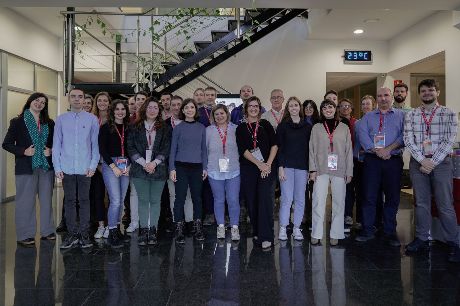 Reunión de participantes en AISym4Med.