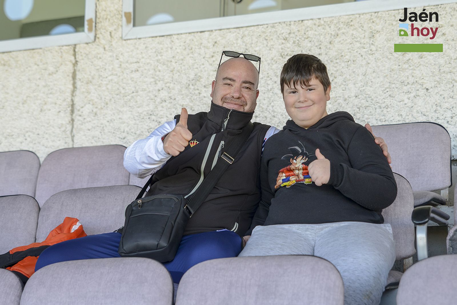 Búscate en la victoria del Real Jaén con la que asciende a la segunda plaza