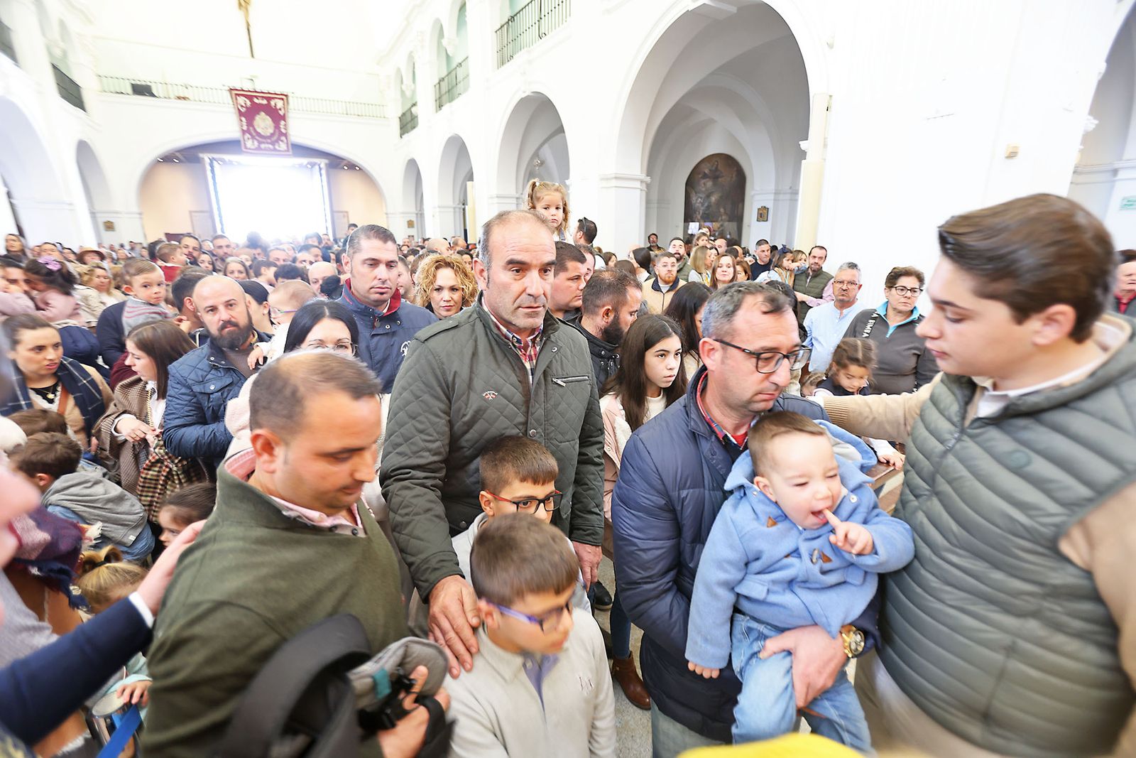 Candelaria 2024: Presentación de los niños ante la VIrgen del Rocío